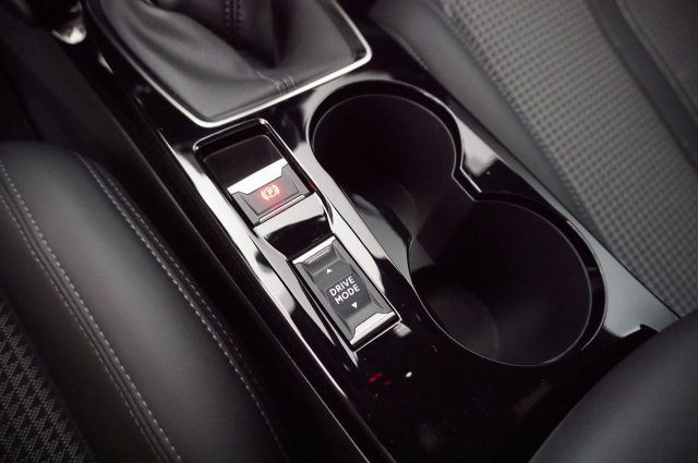 PEUGEOT 208 usata, con ESP