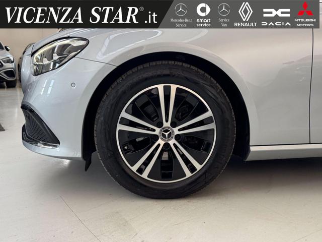 MERCEDES-BENZ E 220 usata, con Chiusura centralizzata