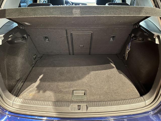 VOLKSWAGEN Golf usata, con Lettore CD