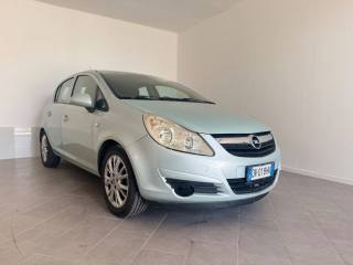 OPEL Corsa 1.2 5 porte Cosmo