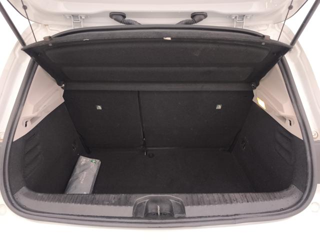 RENAULT Clio usata, con Autoradio digitale