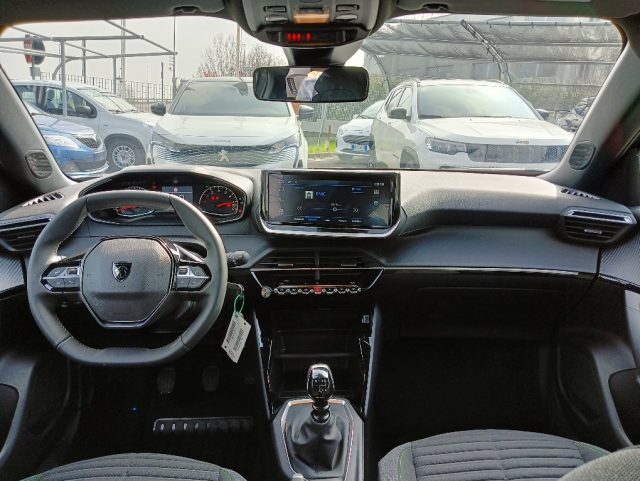 PEUGEOT 2008 usata, con Controllo automatico clima