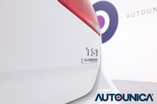 VOLKSWAGEN Golf usata, con Freno di stazionamento elettrico