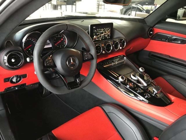 MERCEDES-BENZ AMG GT usata, con Autoradio