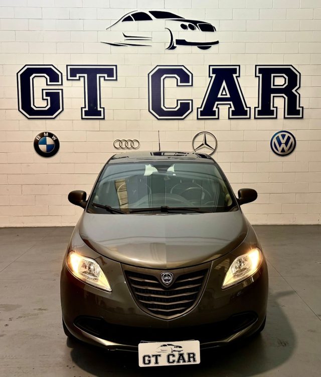 LANCIA Ypsilon usata, con Airbag