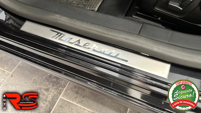 MASERATI Quattroporte usata, con USB