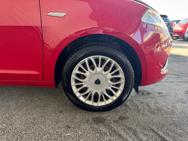 LANCIA Ypsilon usata, con Servosterzo