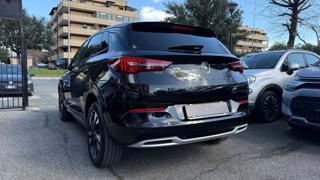 OPEL Grandland usata, con Airbag laterali