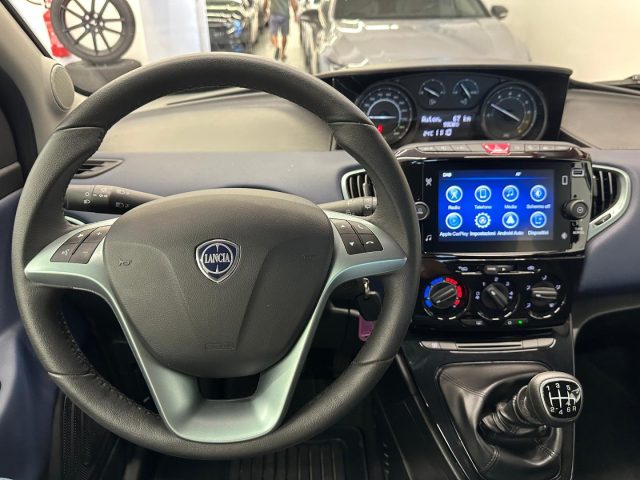 LANCIA Ypsilon usata, con Fendinebbia