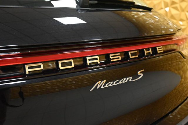 PORSCHE Macan usata 139