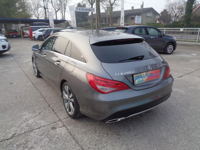 MERCEDES-BENZ CLA 200 usata, con Airbag laterali