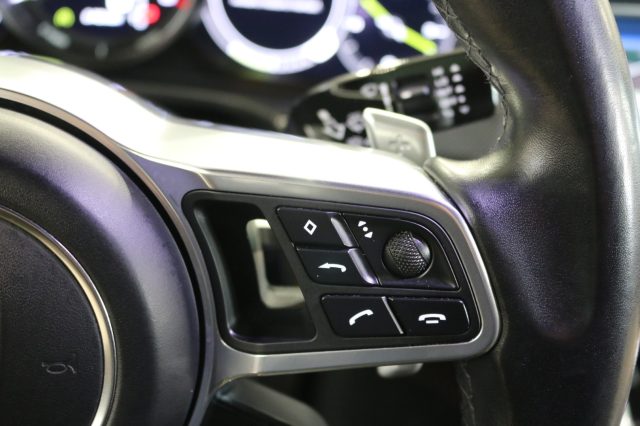 PORSCHE Panamera usata, con Touch screen