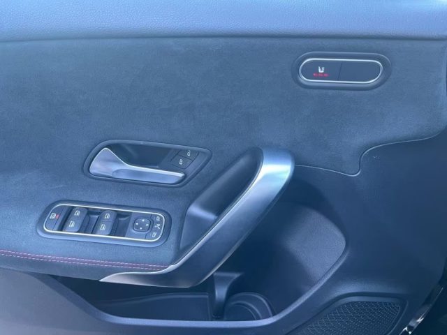 MERCEDES-BENZ A 200 usata, con Cerchi in lega