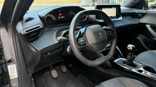 PEUGEOT 2008 usata, con Park Distance Control