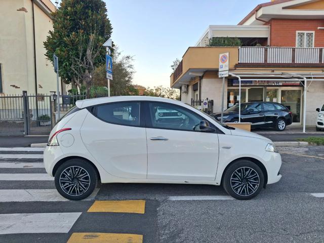 LANCIA Ypsilon usata, con Cronologia tagliandi