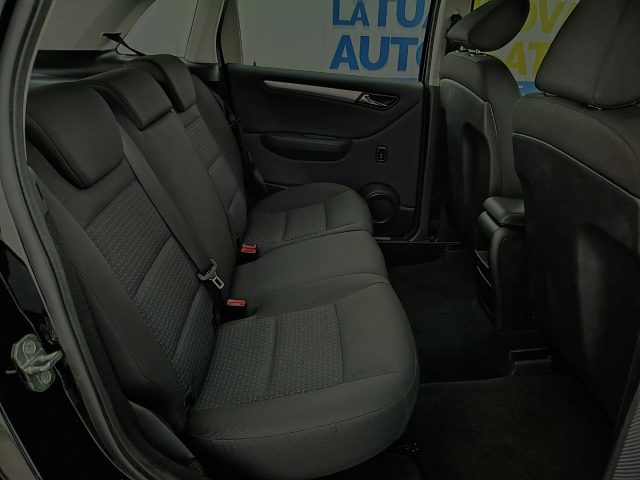 MERCEDES-BENZ B 180 usata, con Volante multifunzione