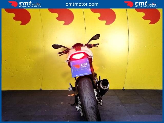 DUCATI Monster 696 usata 9