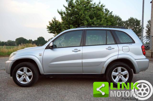 TOYOTA RAV 4 usata, con Airbag laterali