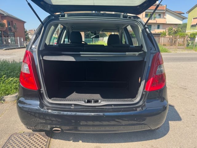 MERCEDES-BENZ A 160 usata 11