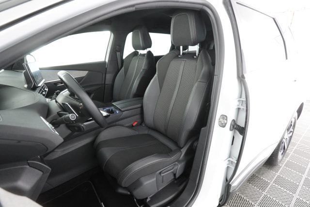 PEUGEOT 5008 usata 8