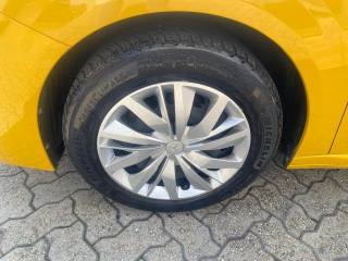 PEUGEOT 208 usata, con Alzacristalli elettrici