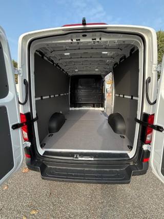 VOLKSWAGEN Crafter usata, con Servosterzo
