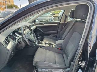 VOLKSWAGEN Passat Variant usata, con Cronologia tagliandi