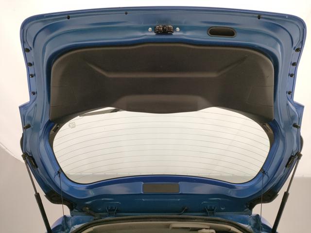TOYOTA Yaris usata, con Touch screen