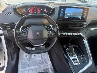 PEUGEOT 3008 usata, con Sensori di parcheggio posteriori
