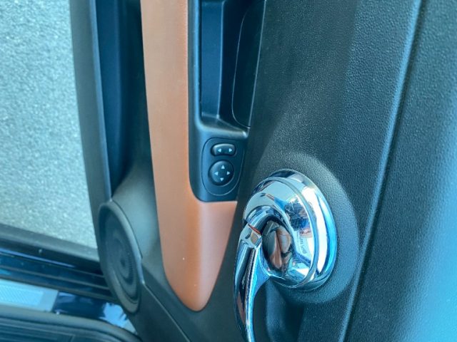 ABARTH 595 Turismo usata, con Volante in pelle