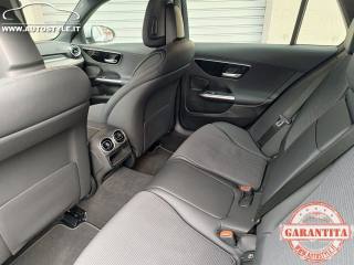 MERCEDES-BENZ C 220 usata, con Luce d