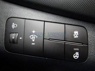 HYUNDAI i10 usata 19