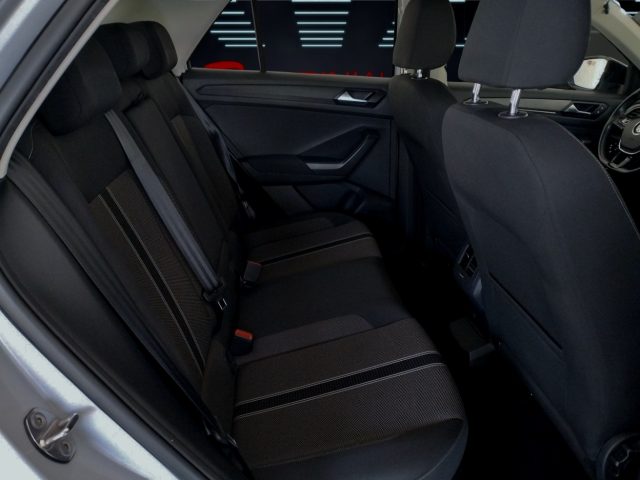 VOLKSWAGEN T-Roc usata 15