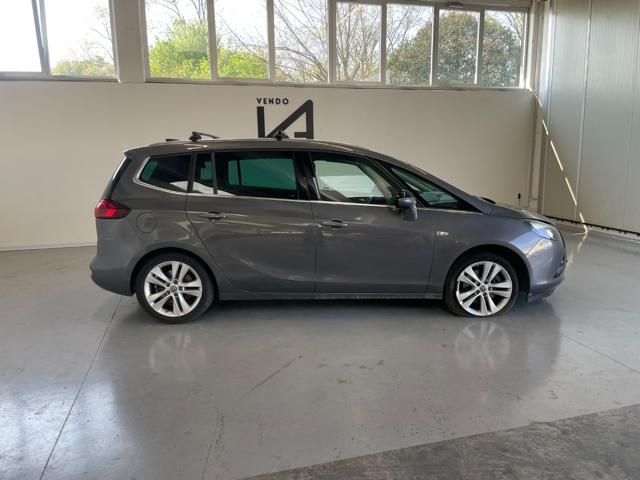 OPEL Zafira Tourer usata, con Cerchi in lega