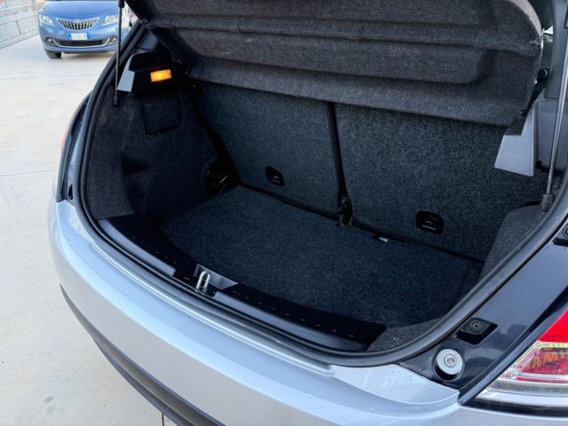 LANCIA Ypsilon usata 27