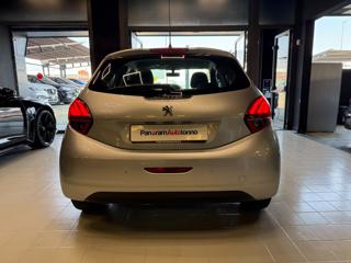 PEUGEOT 208 usata, con Alzacristalli elettrici