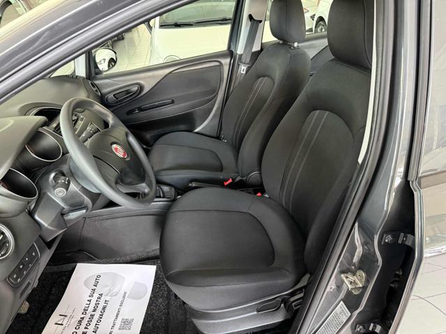 FIAT Punto usata, con Autoradio