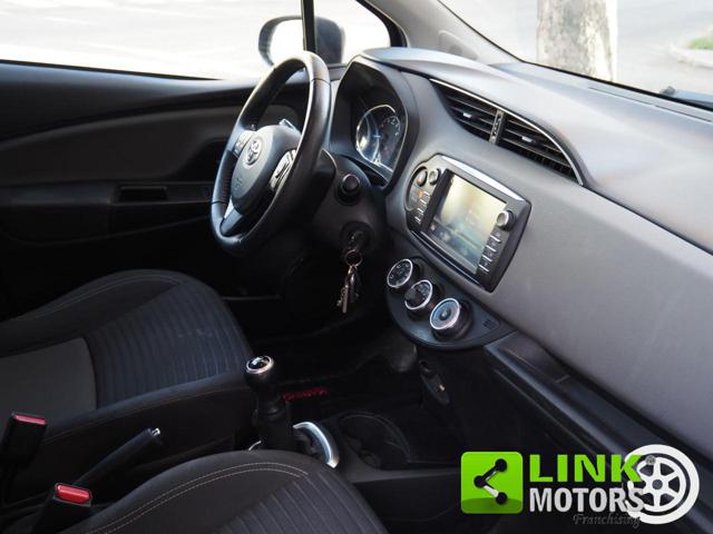 TOYOTA Yaris usata 41