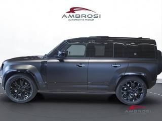 LAND ROVER Defender usata 5