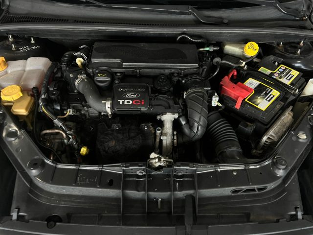 FORD Fiesta usata, con Servosterzo