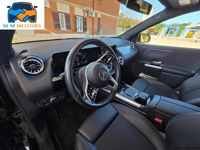 MERCEDES-BENZ GLA 200 usata, con Telecamera per parcheggio assistito
