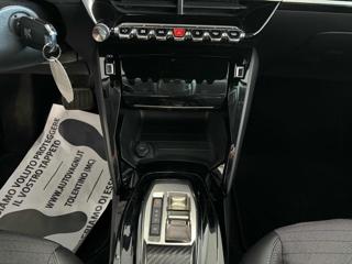 PEUGEOT 2008 usata, con Airbag testa