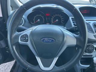 FORD Fiesta usata, con ESP