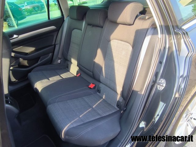 VOLKSWAGEN Passat Variant usata, con Fendinebbia