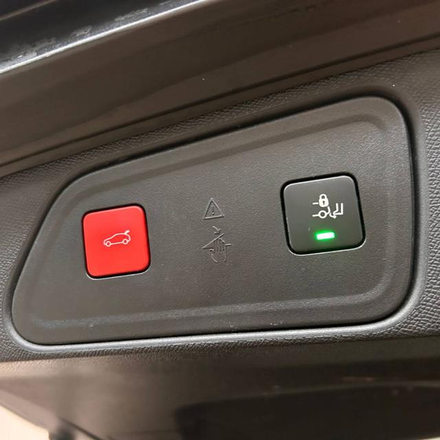 PEUGEOT 3008 usata, con Cerchi in lega
