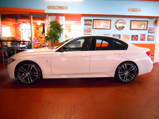 BMW 320 usata, con Autoradio