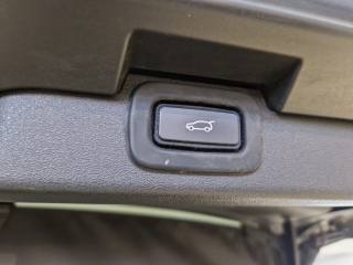 LAND ROVER Discovery usata, con Touch screen
