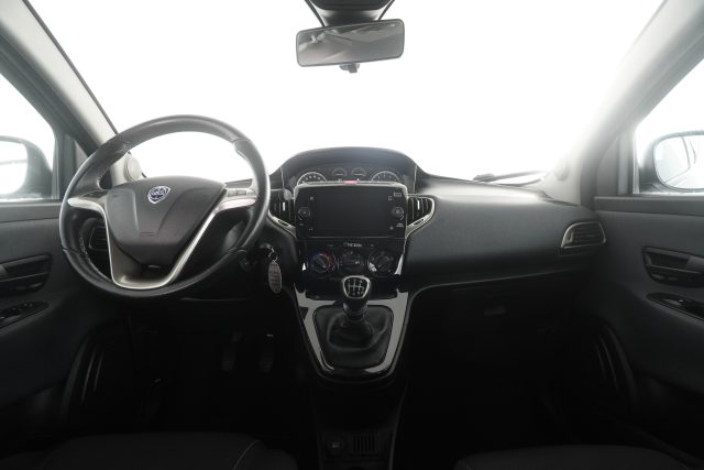 LANCIA Ypsilon usata 10