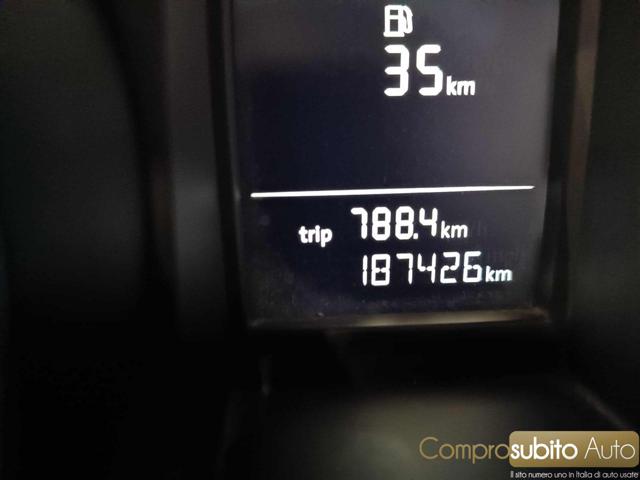 VOLKSWAGEN Golf usata, con Controllo trazione