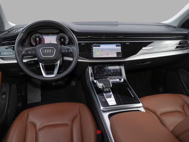 AUDI Q8 usata, con Alzacristalli elettrici